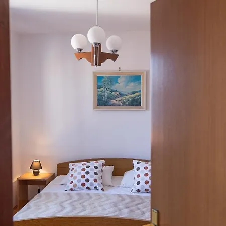 Long View Apartment, *