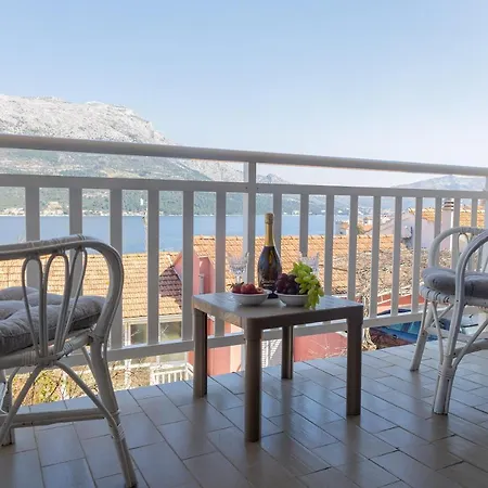 Daire Long View Apartment, Korčula